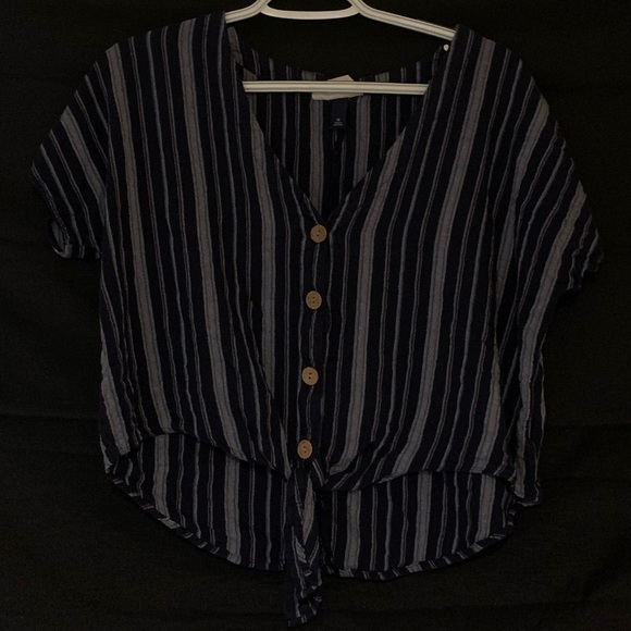 Universal Thread Tops - Blue Striped Button Up Blouse